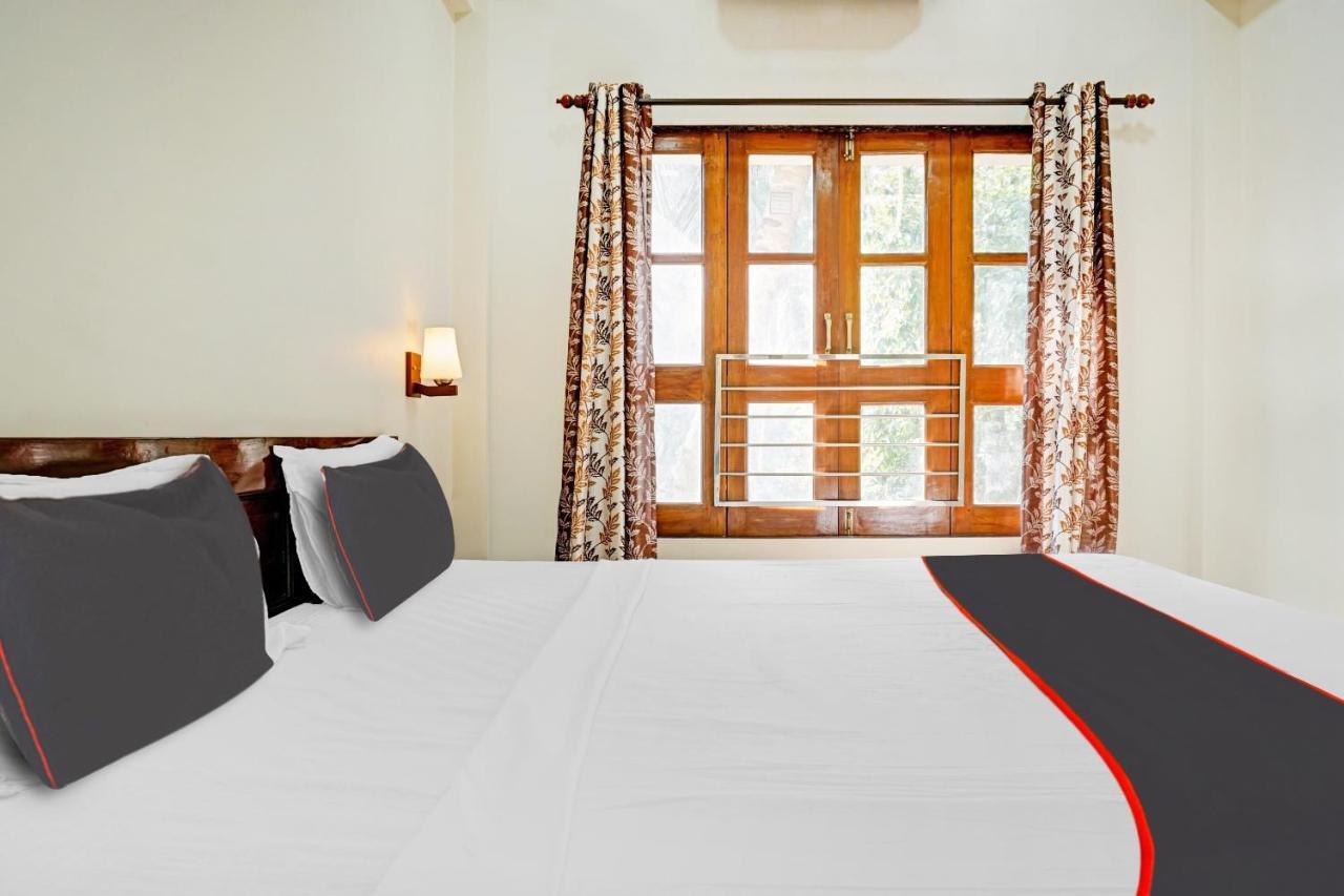 Collection O Shovi Beach View Resort Alībāg Ngoại thất bức ảnh